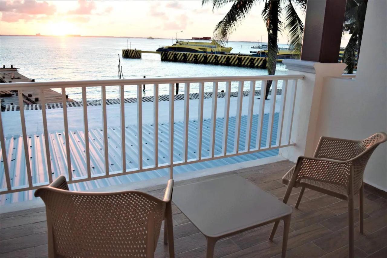 Bartolome Oceanfront Suites Isla Mujeres Exteriör bild
